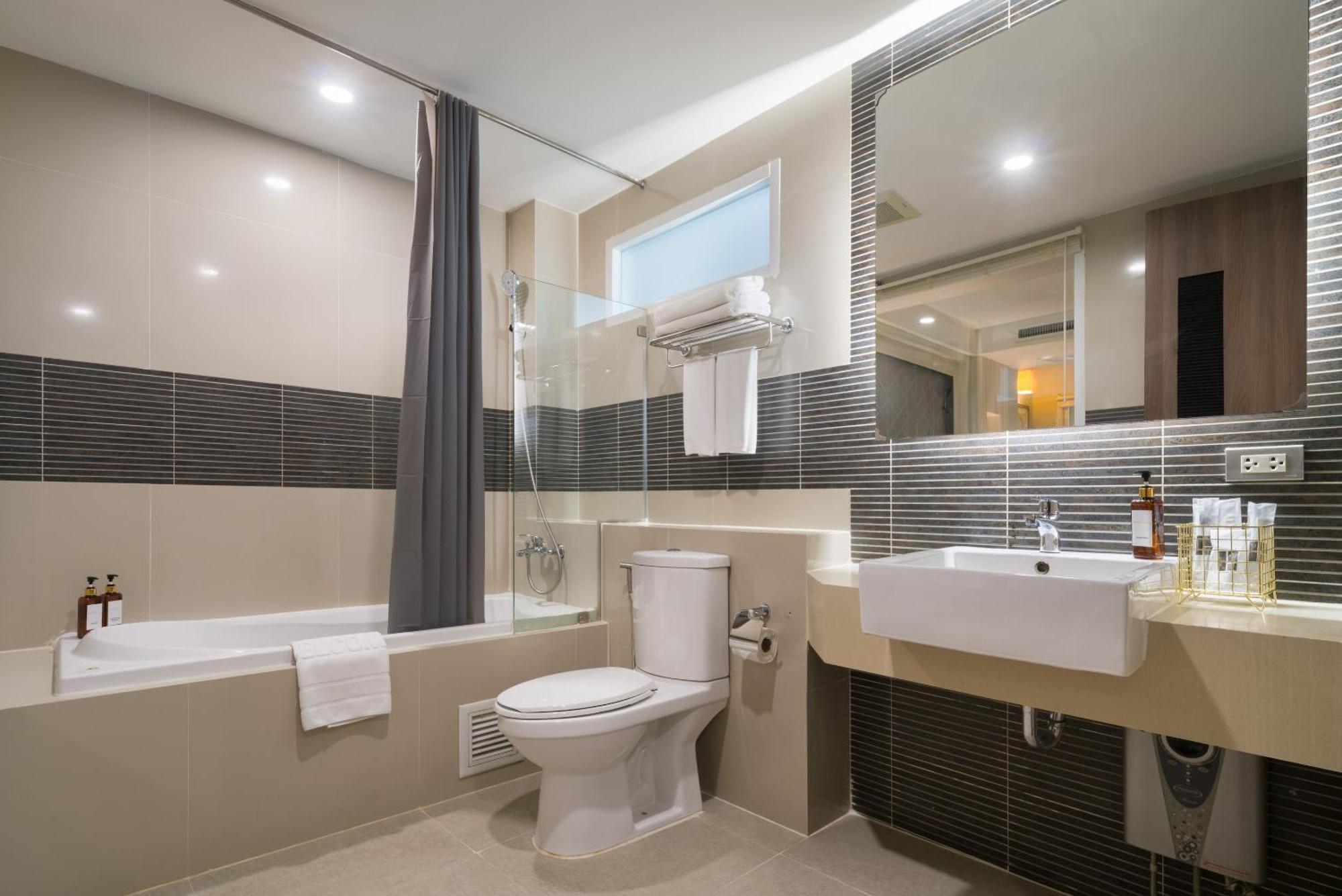 Aspira Suites Sukhumvit 20 Bangkok Extérieur photo